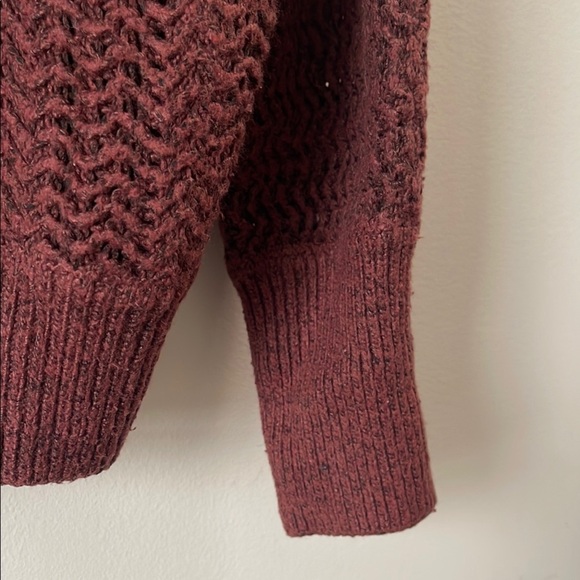 Red Crew Neck Sweater with Soft Knit Texture - Picture 7 of 9